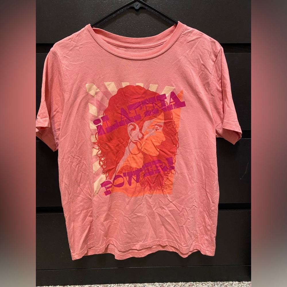 Latina power t shirt (pink)